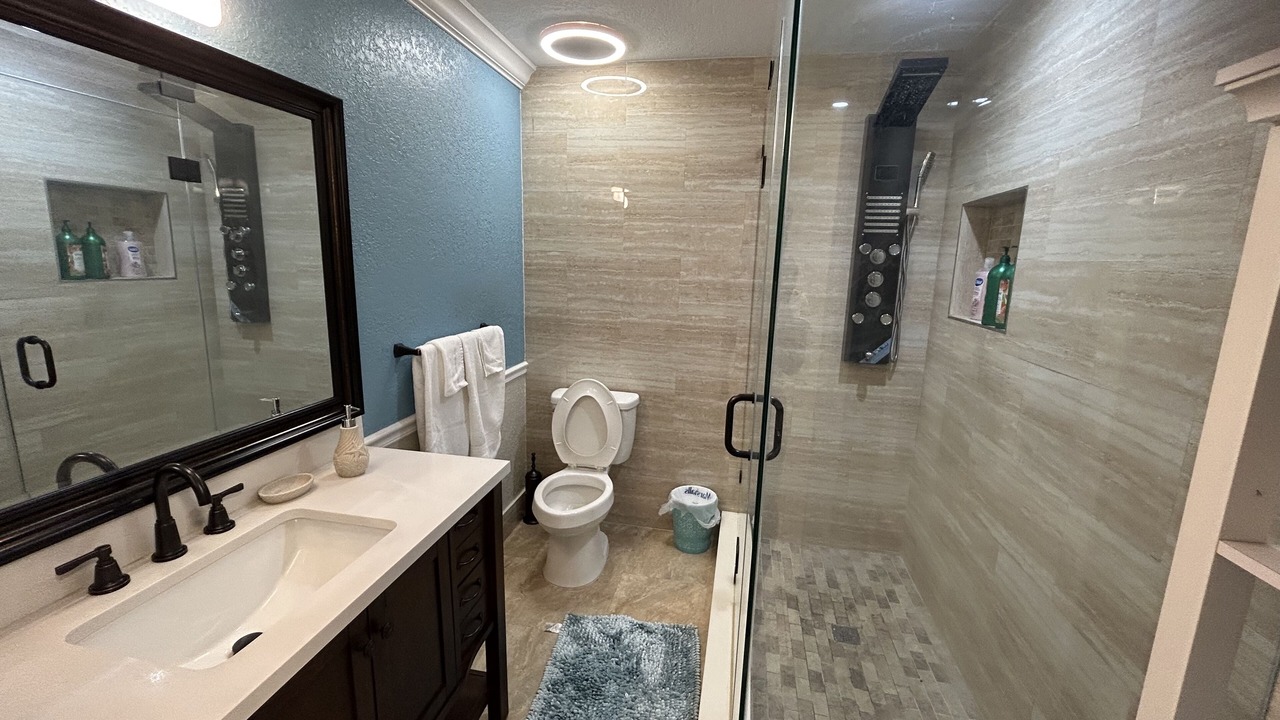 Photo of Bathroom in North Lauderdale