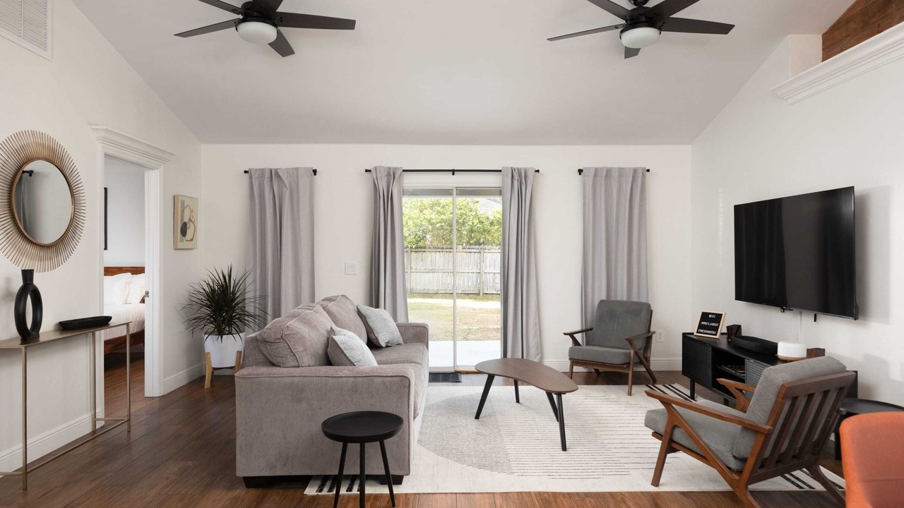 Photo of Livingroom in High Springs
