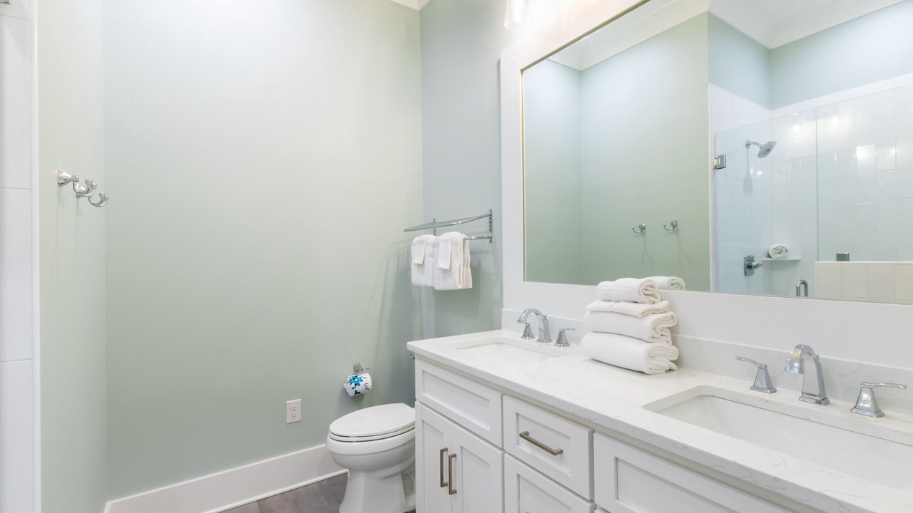 Photo of Bathroom in Orange Beach