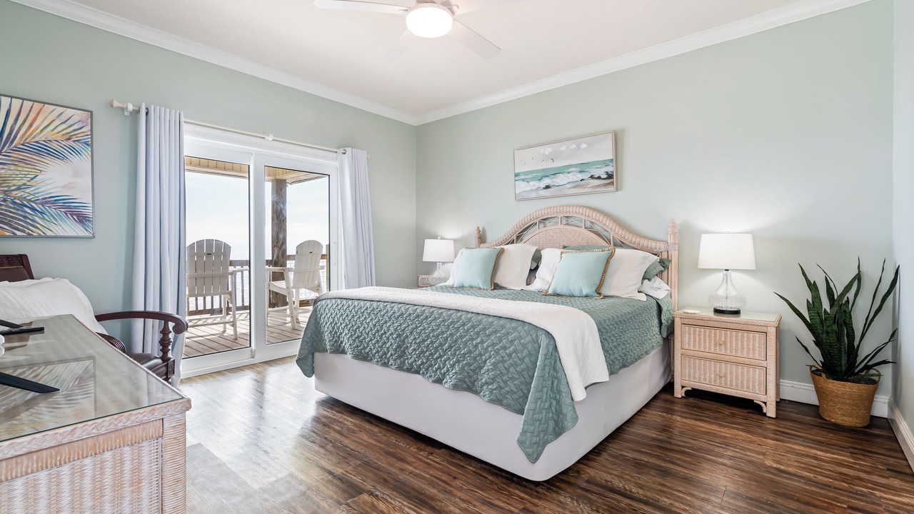 Photo of Bedroom in Dauphin Island