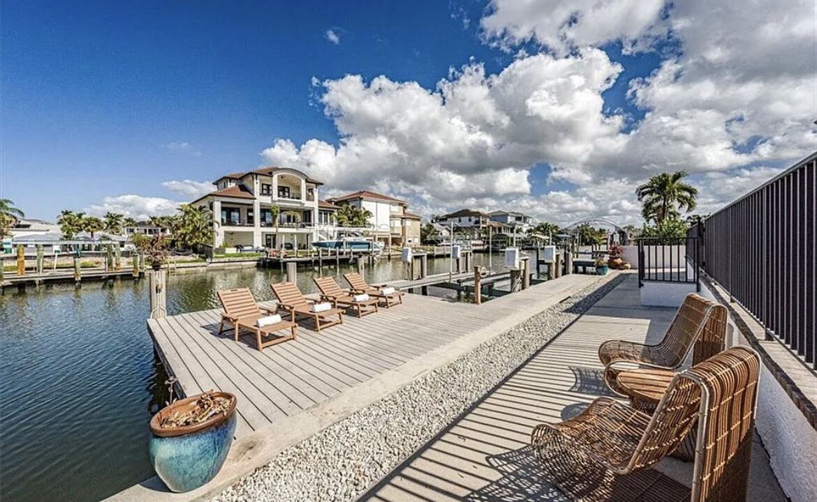 Photo of Patio Balcony in Connors