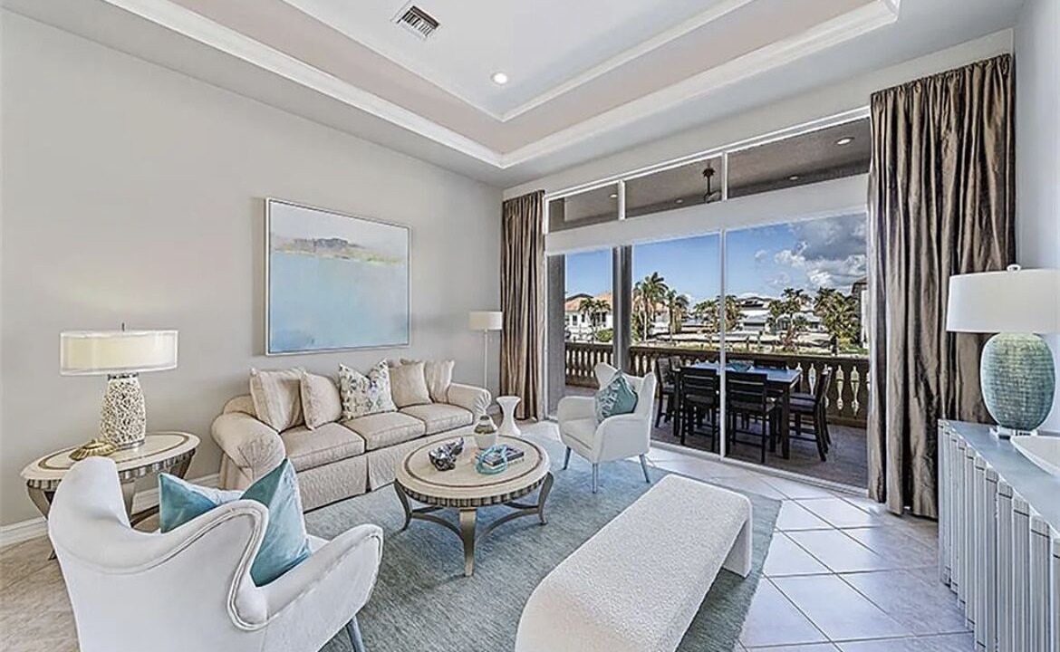 Photo of Livingroom in Connors