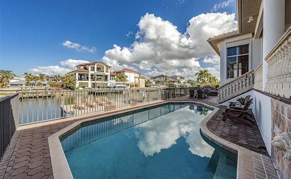 Photo of Outdoor in Connors