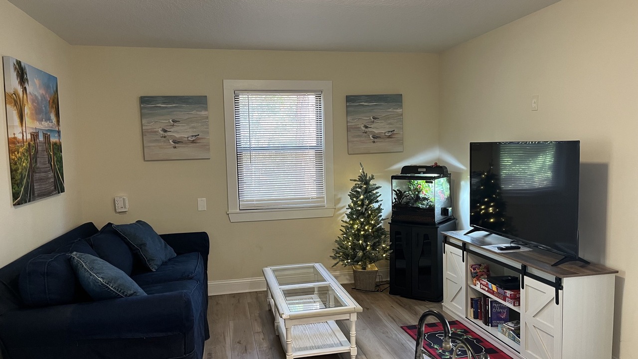 Photo of Livingroom in Fruit Cove