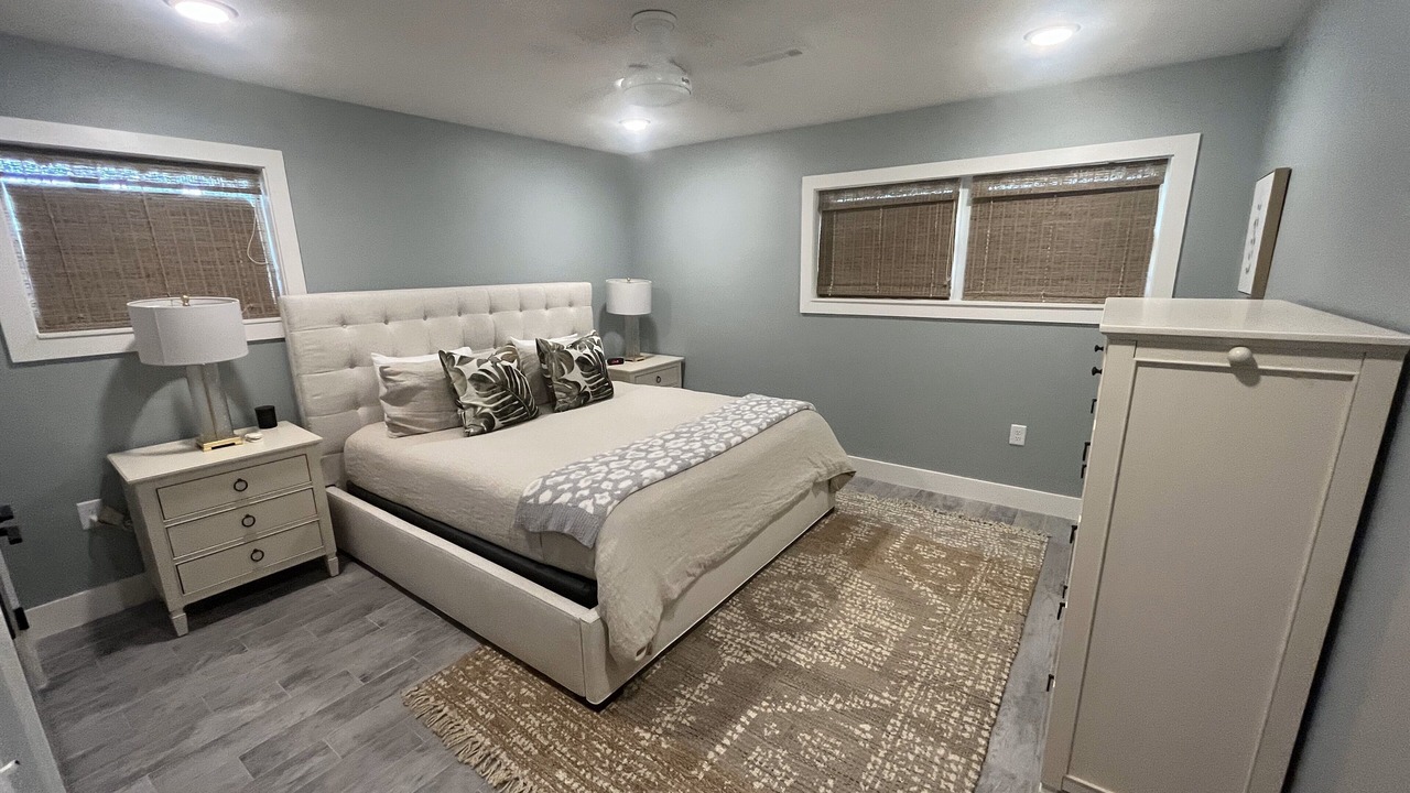 Photo of Bedroom in Vanderbilt Beach