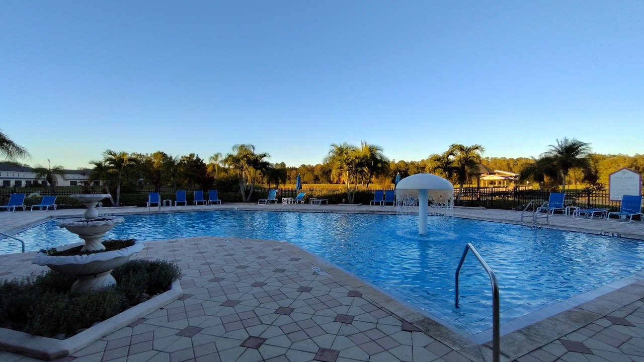 Photo of Outdoor in Trafalgar Village