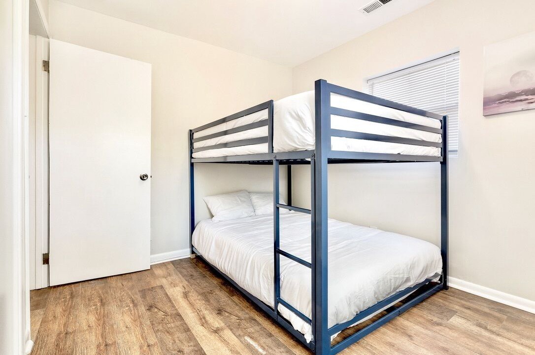 Photo of Bedroom in Shannon