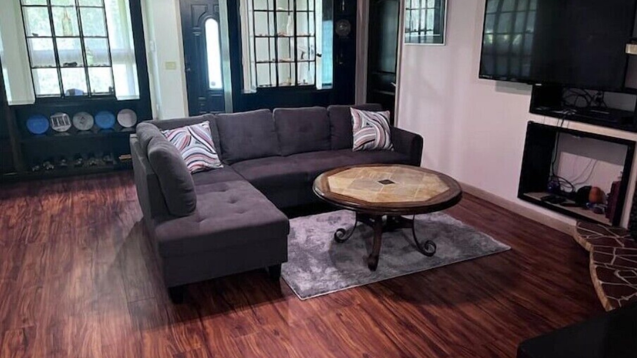 Photo of Livingroom in Lake City