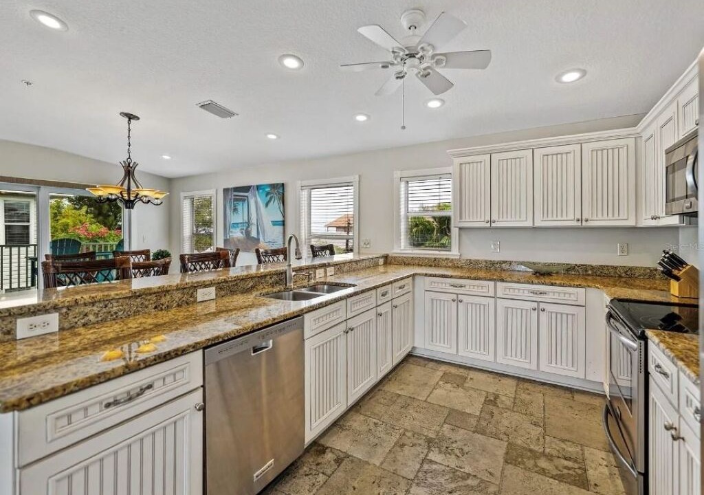 Photo of Kitchen in Independence Square