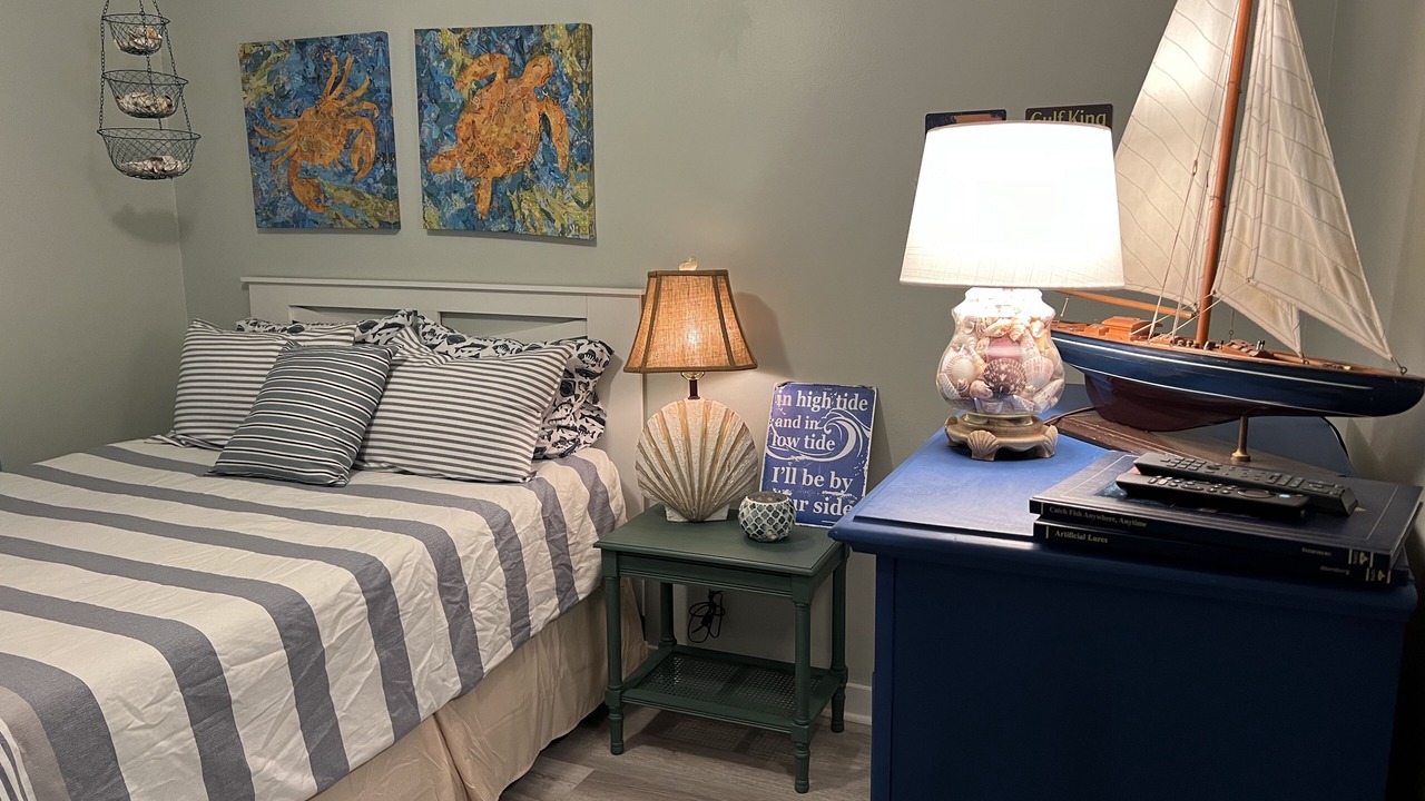 Photo of Bedroom in Bayou Oaks
