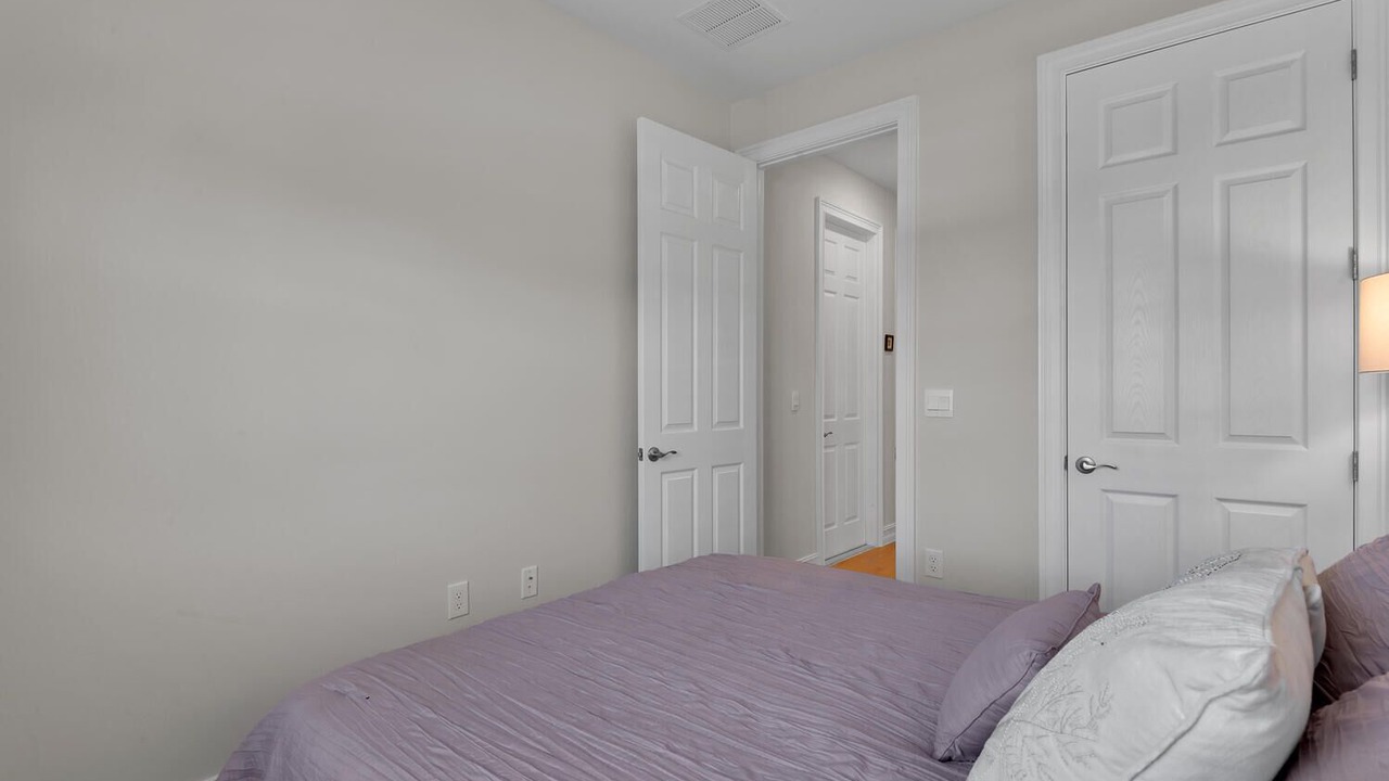 Photo of Bedroom in Naples