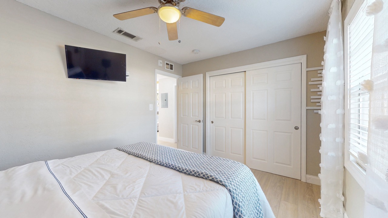 Photo of Bedroom in Coquina Key