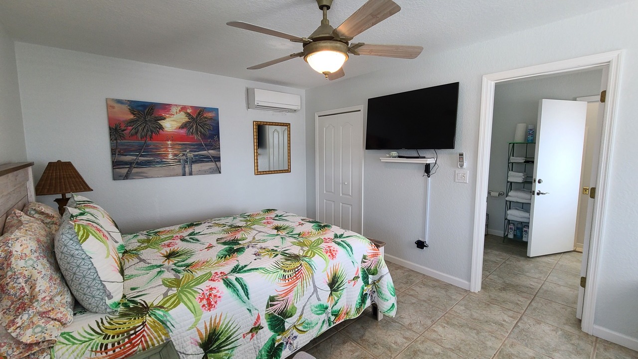 Photo of Bedroom in Trailer Estates