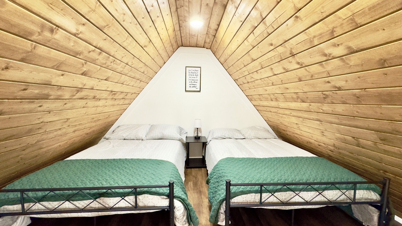 Photo of Bedroom in Guntersville