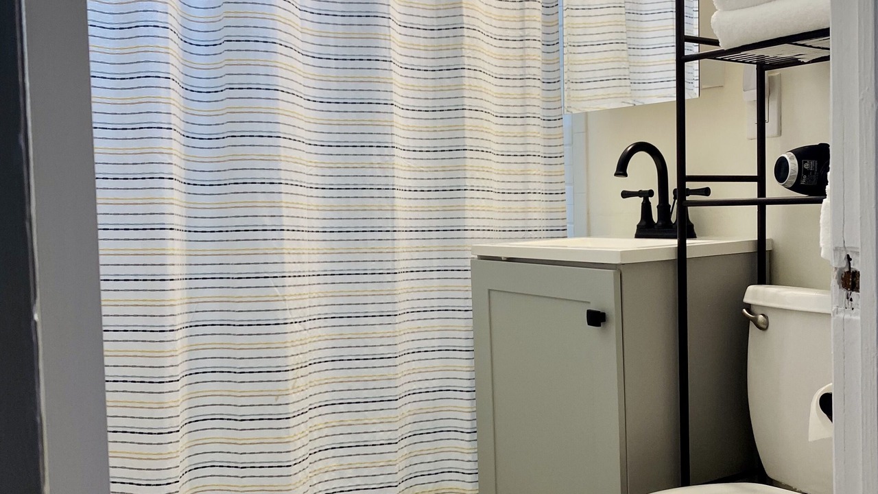 Photo of Bathroom in Mango Groves