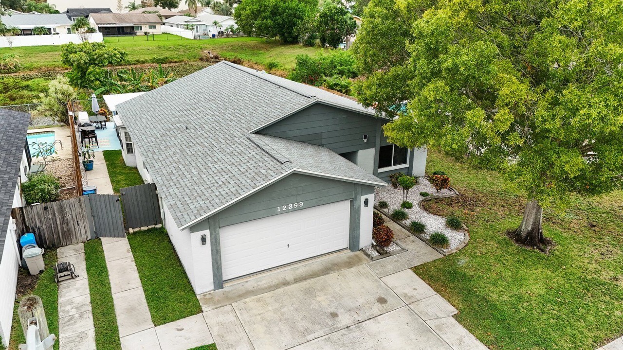 Photo of Outdoor in Pinebrook Estates