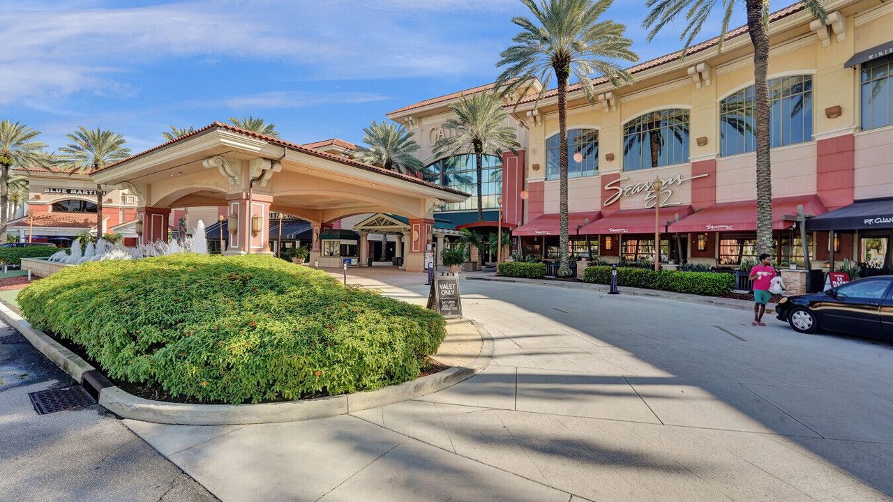 Photo of Outdoor in Hendricks and Venice Isles