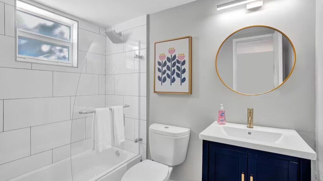 Photo of Bathroom in Poinciana Park