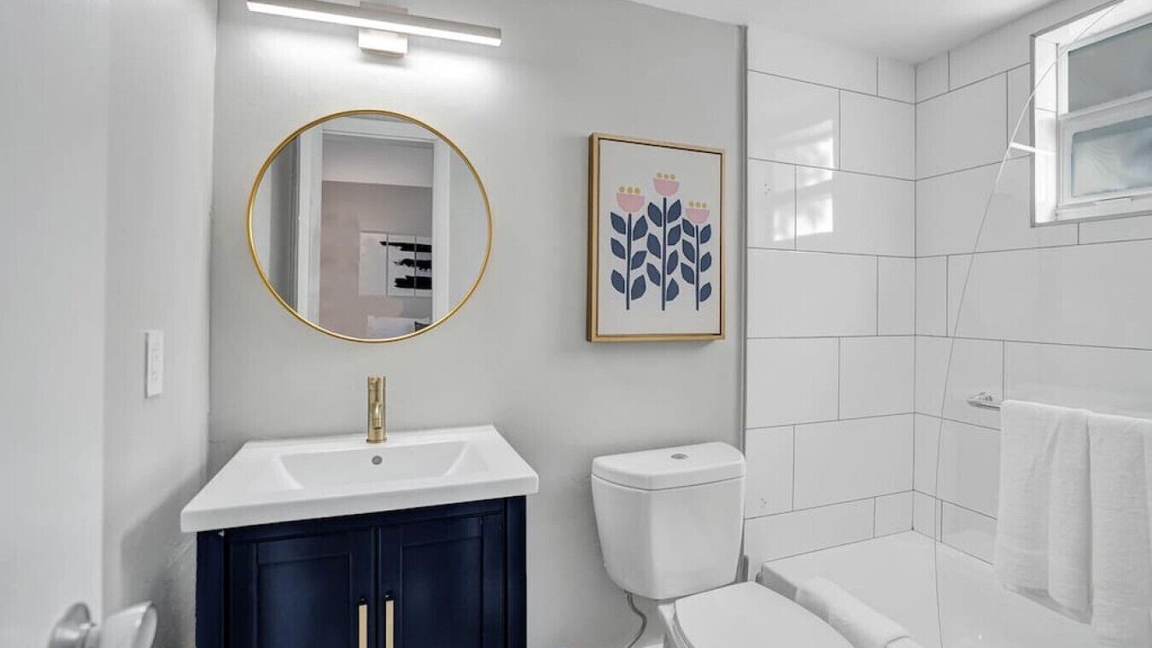 Photo of Bathroom in Poinciana Park
