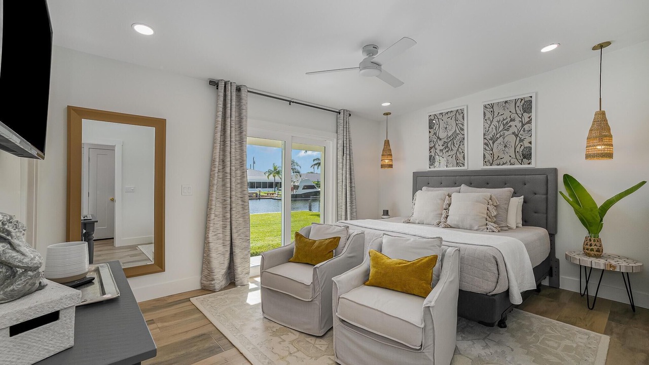 Photo of Bedroom in Cocoa Beach