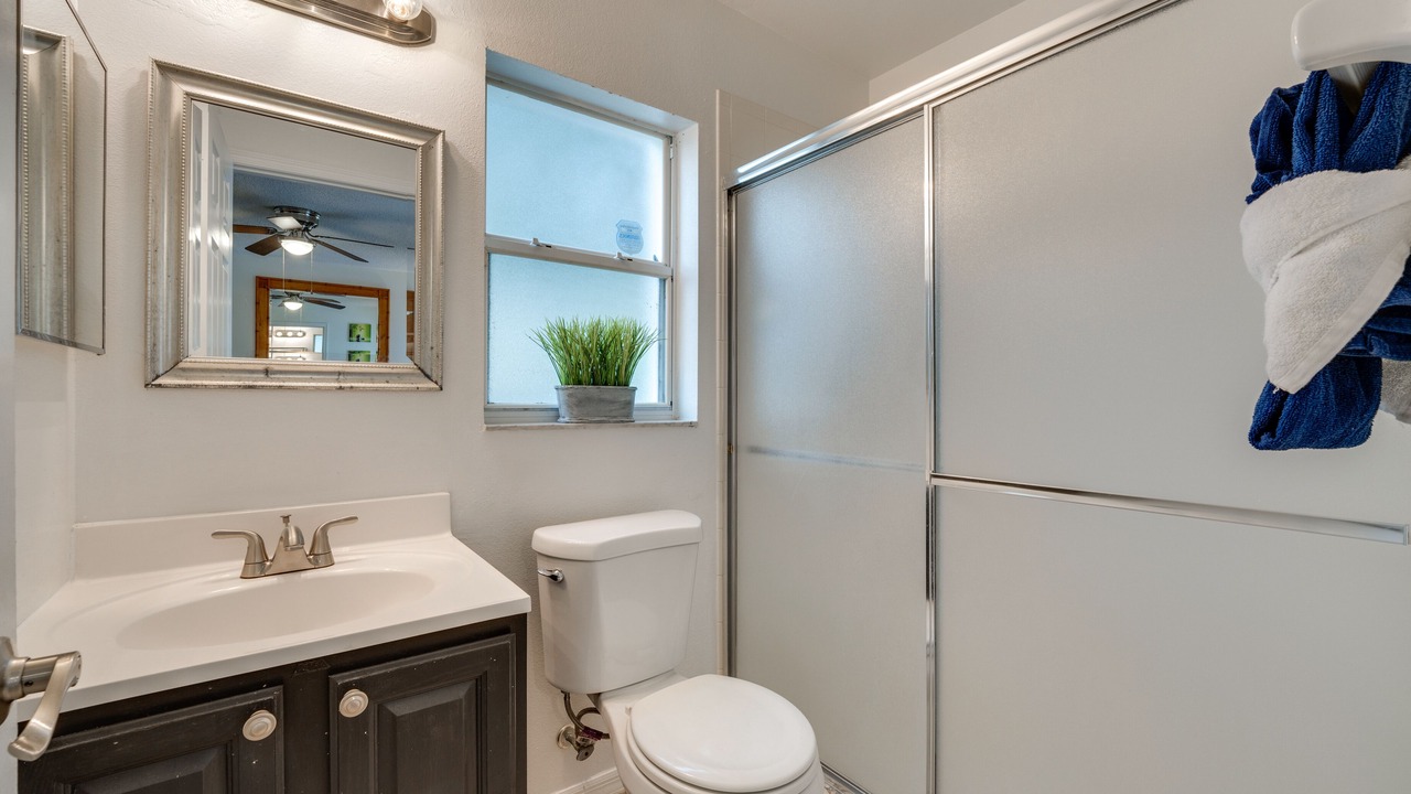 Photo of Bathroom in Sunridge Woods