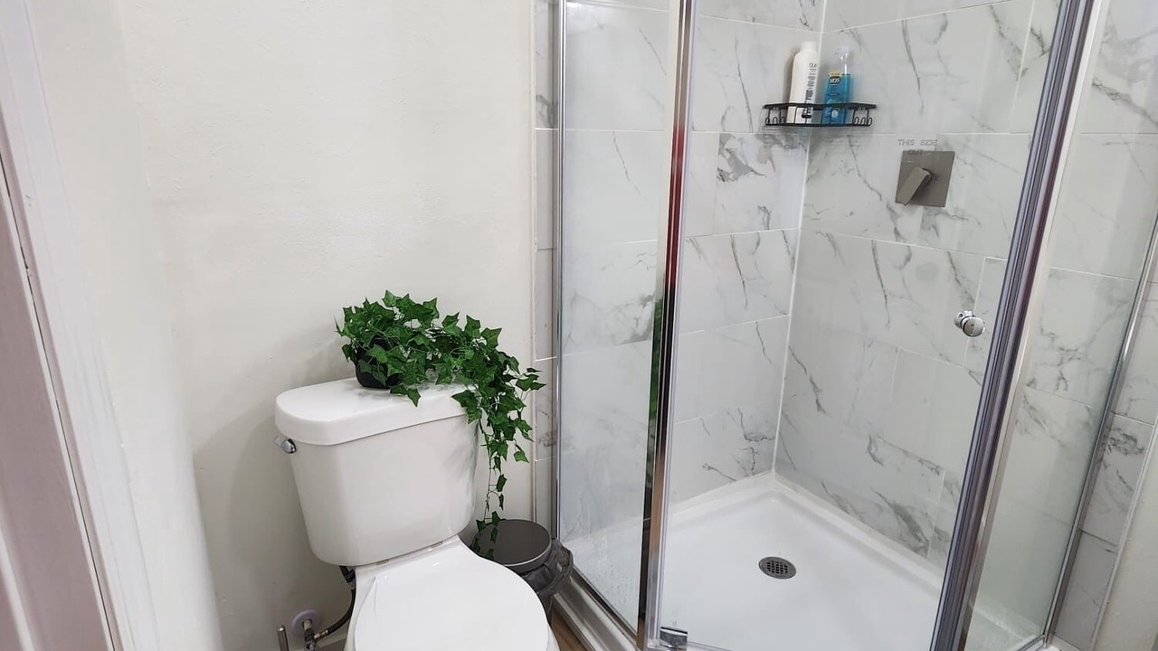 Photo of Bathroom in Greater Northdale