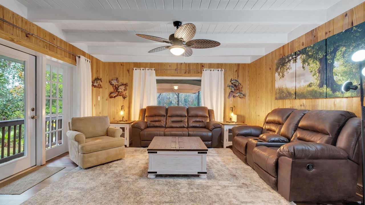 Photo of Livingroom in Telogia