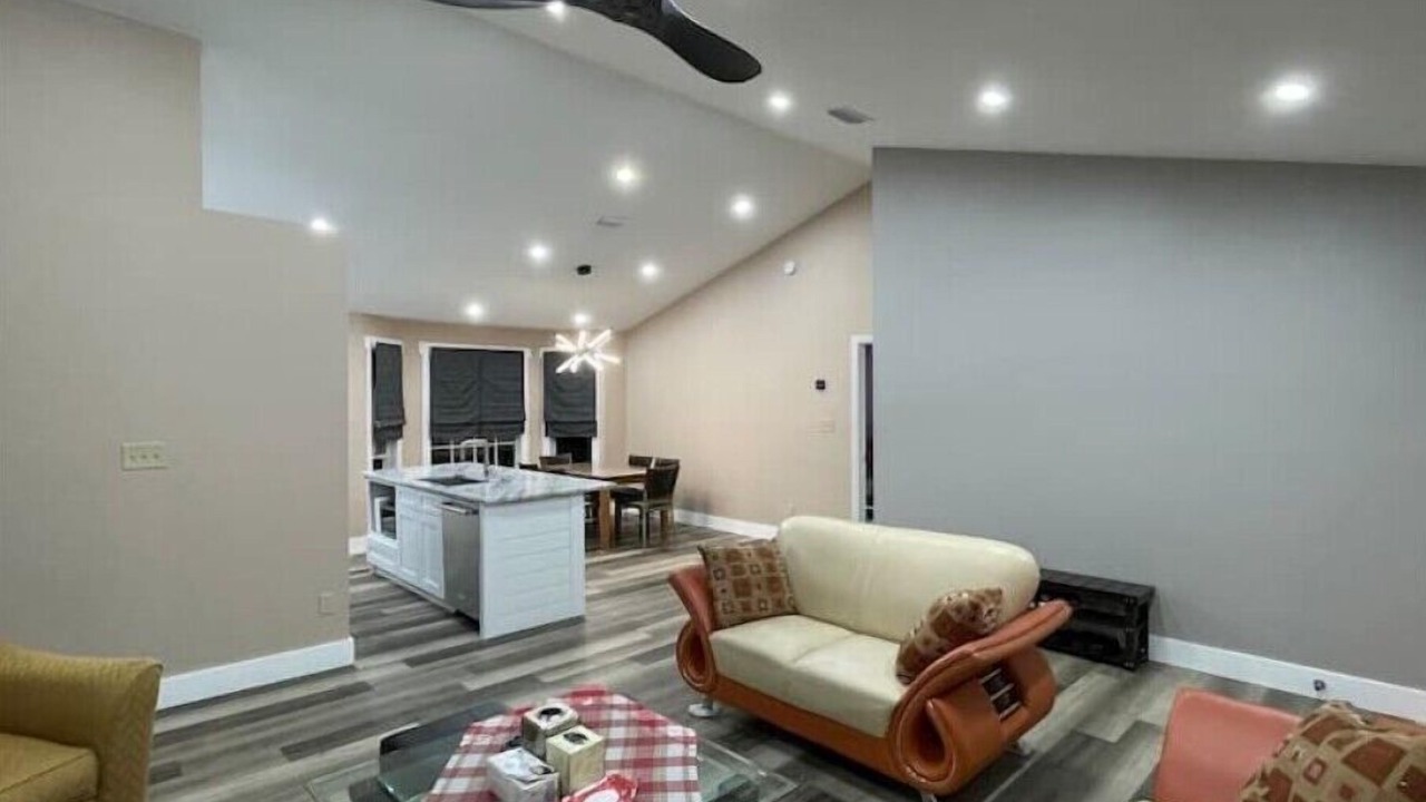 Photo of Livingroom in Tallahassee