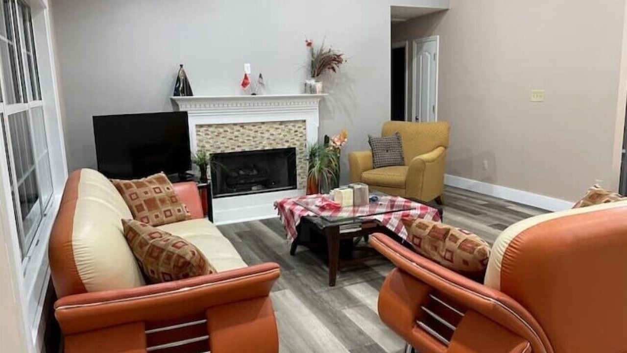 Photo of Livingroom in Tallahassee
