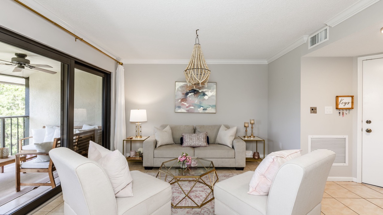Photo of Livingroom in Hammock Bay