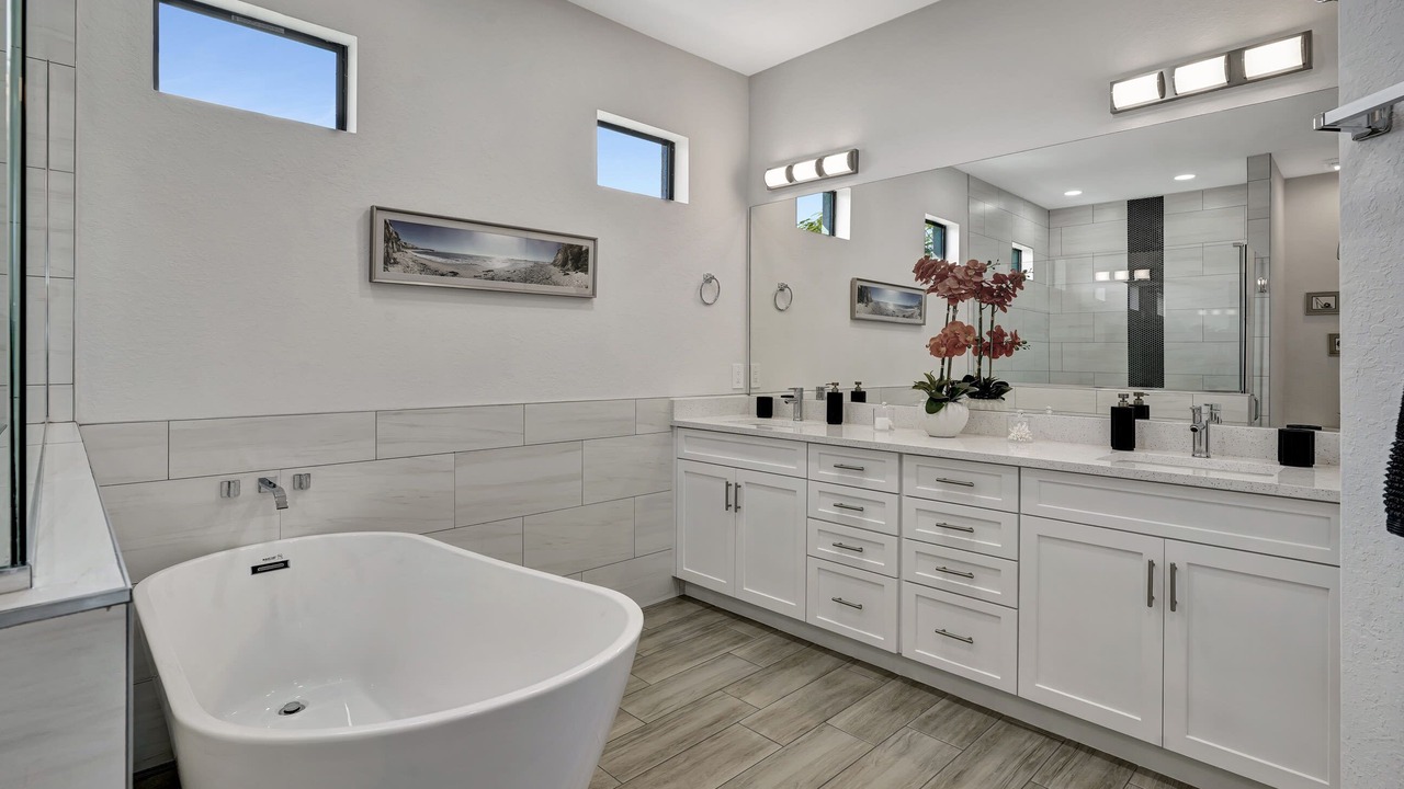Photo of Bedroom in Bonita Springs