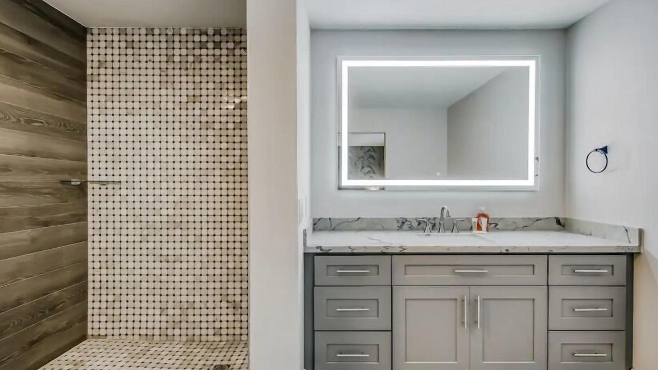 Photo of Bathroom in Palm Beach Shores