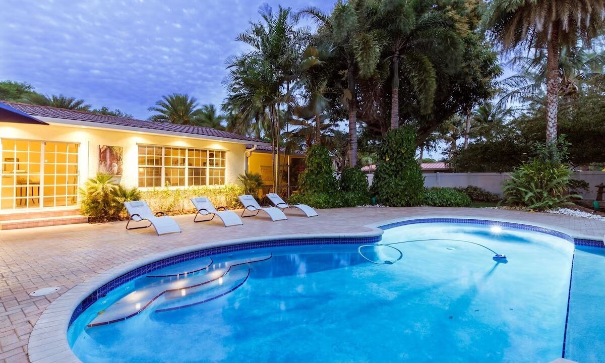Photo of Outdoor in Wilton Manors
