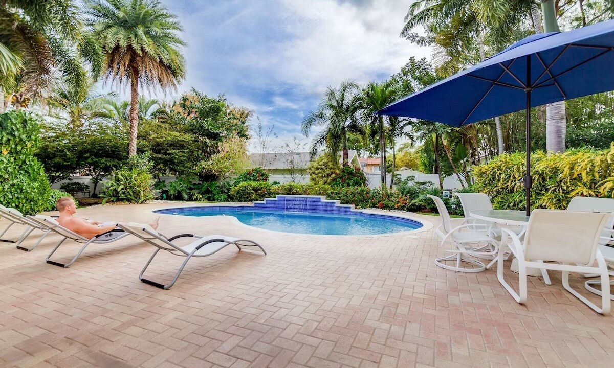 Photo of Outdoor in Wilton Manors