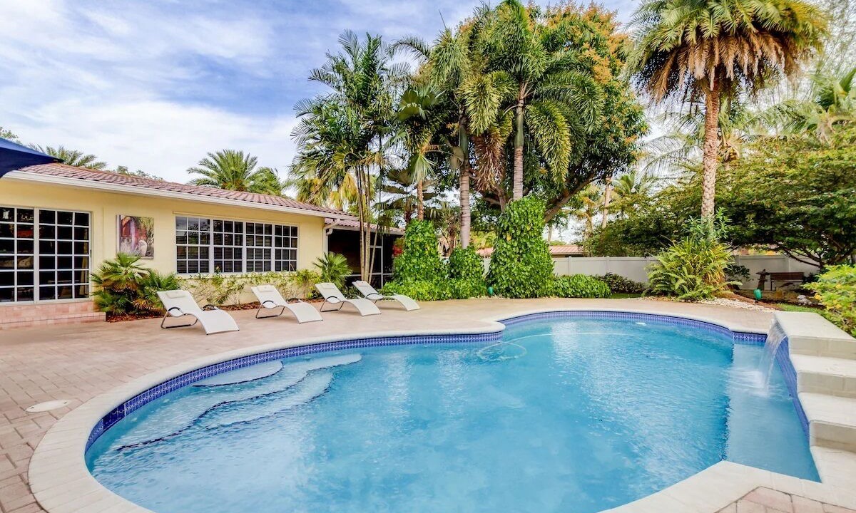 Photo of Outdoor in Wilton Manors