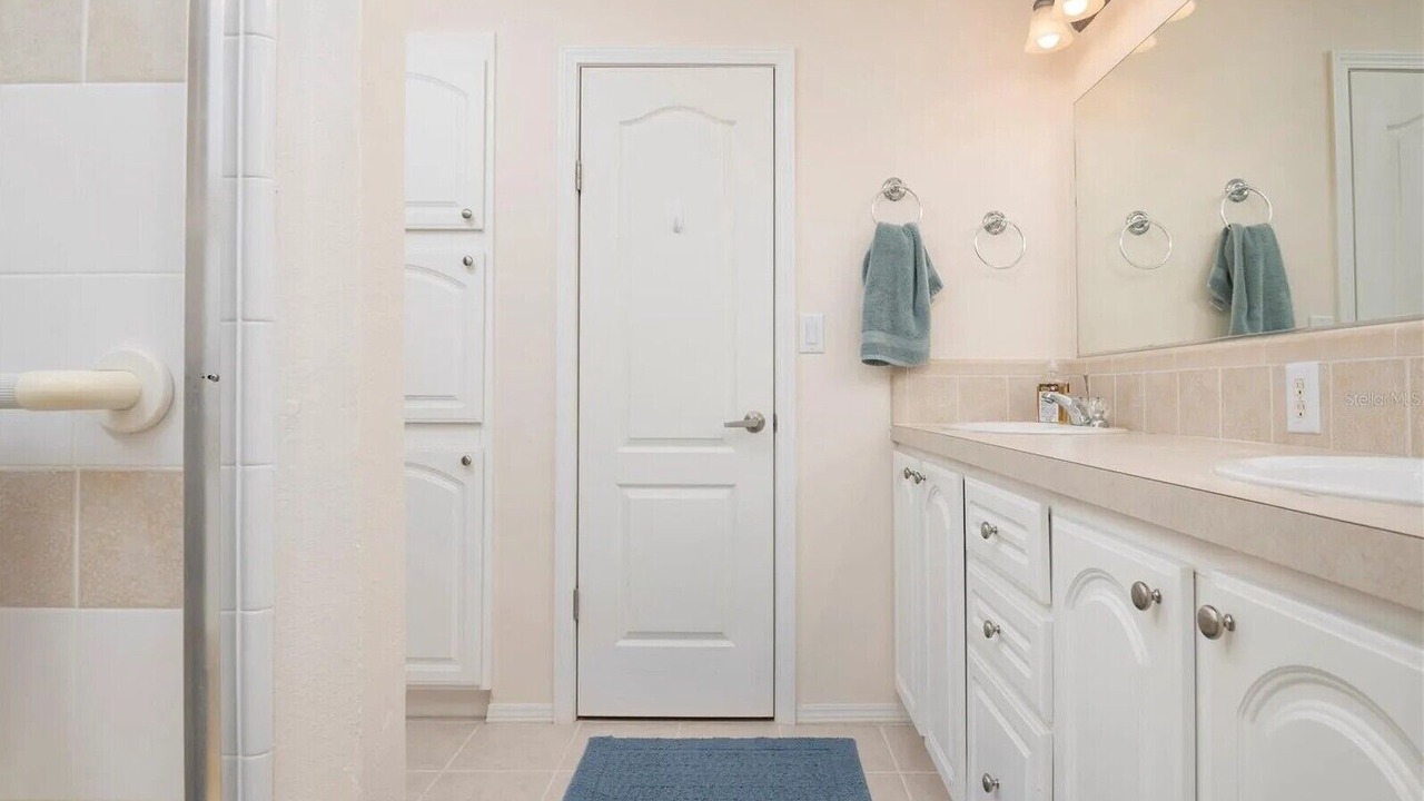 Photo of Bathroom in Charlotte Park
