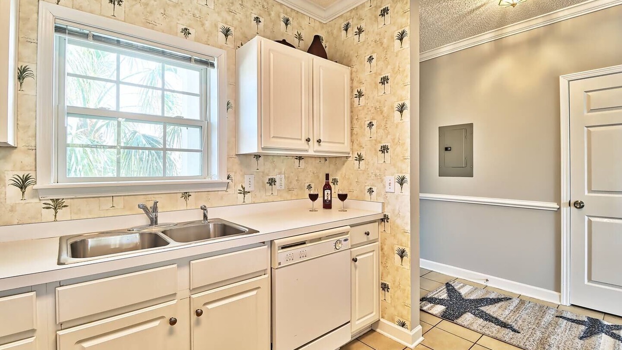 Photo of Kitchen in Longs