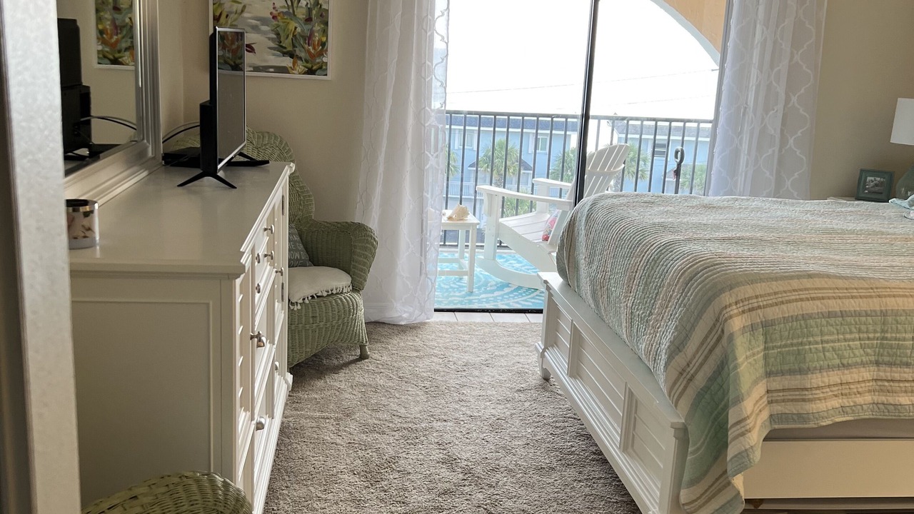 Photo of Bedroom in Ponce Inlet