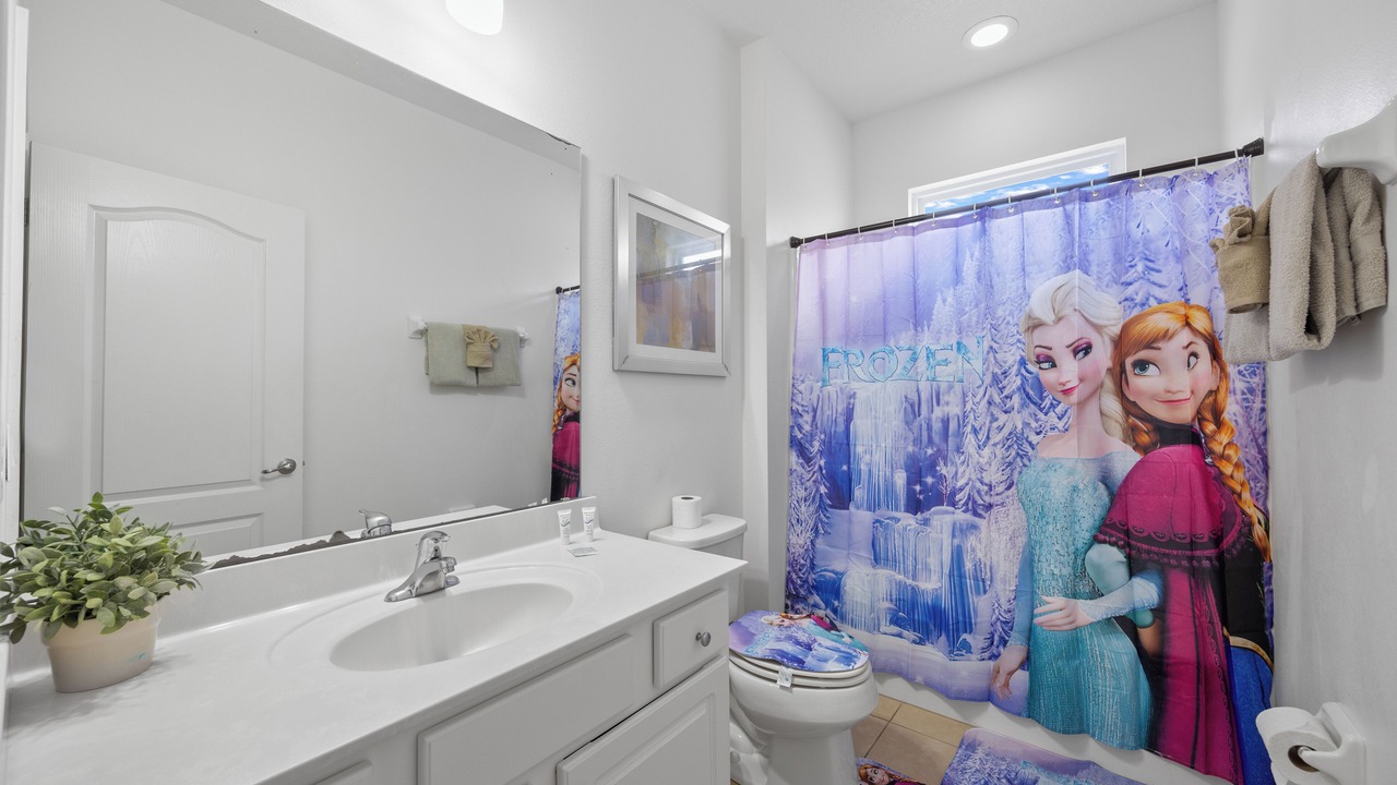 Photo of Bathroom in Sunridge Woods