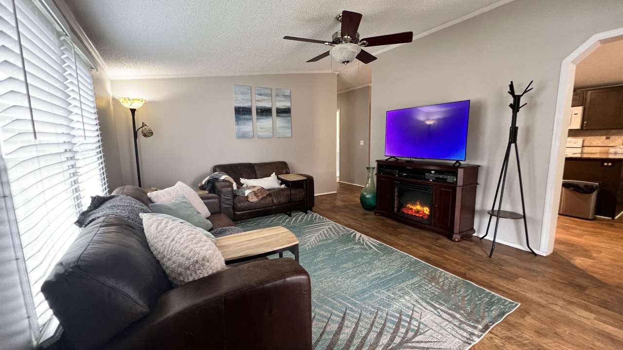 Photo of Livingroom in Bowling Green