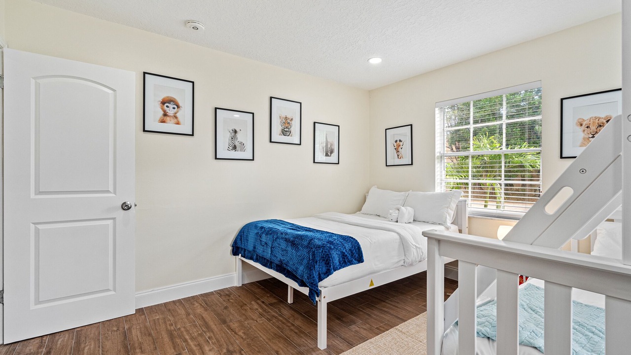 Photo of Bedroom in Lake Clarke Shores