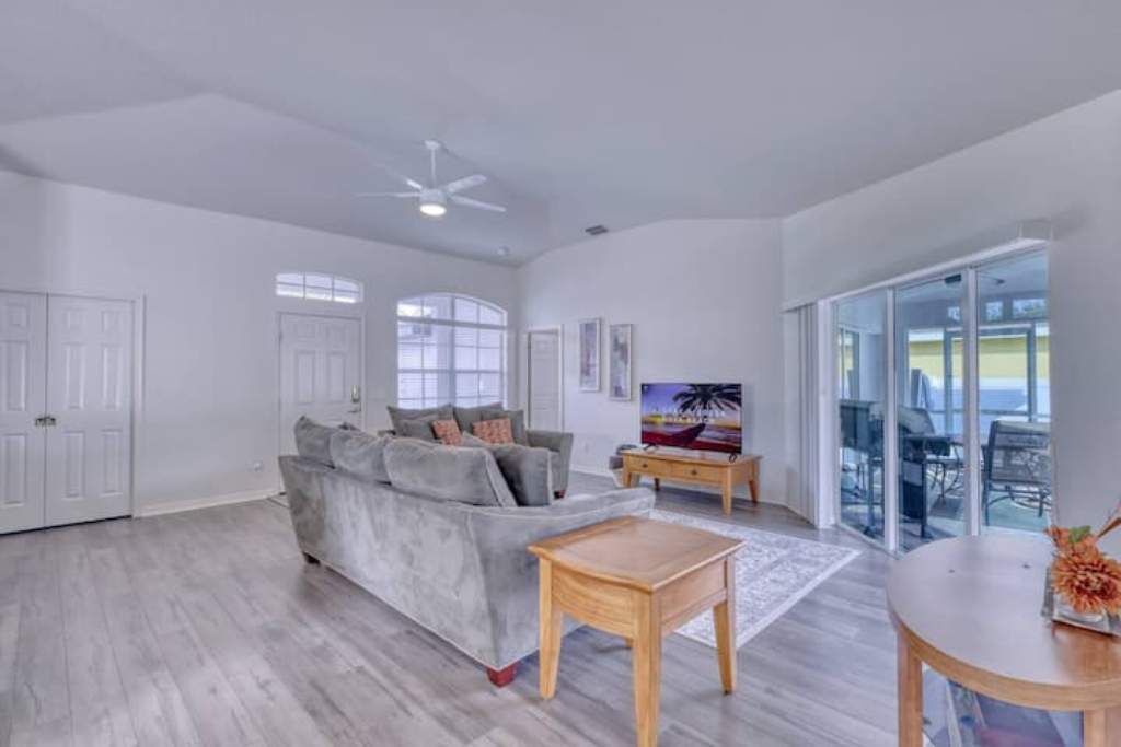Photo of Livingroom in Rotonda Lakes