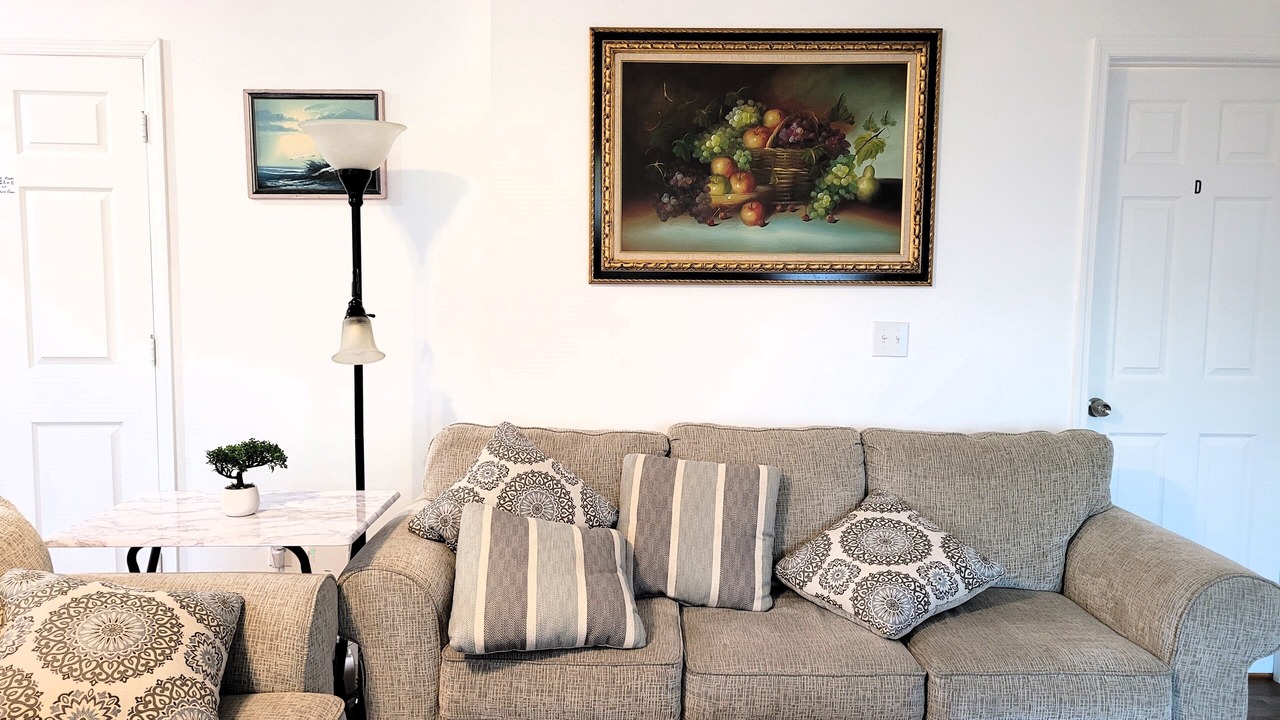 Photo of Livingroom in Tallahassee