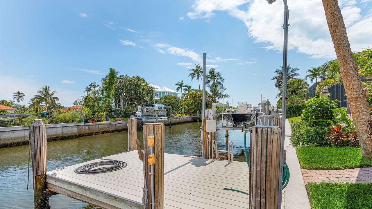 Photo of Outdoor in Naples