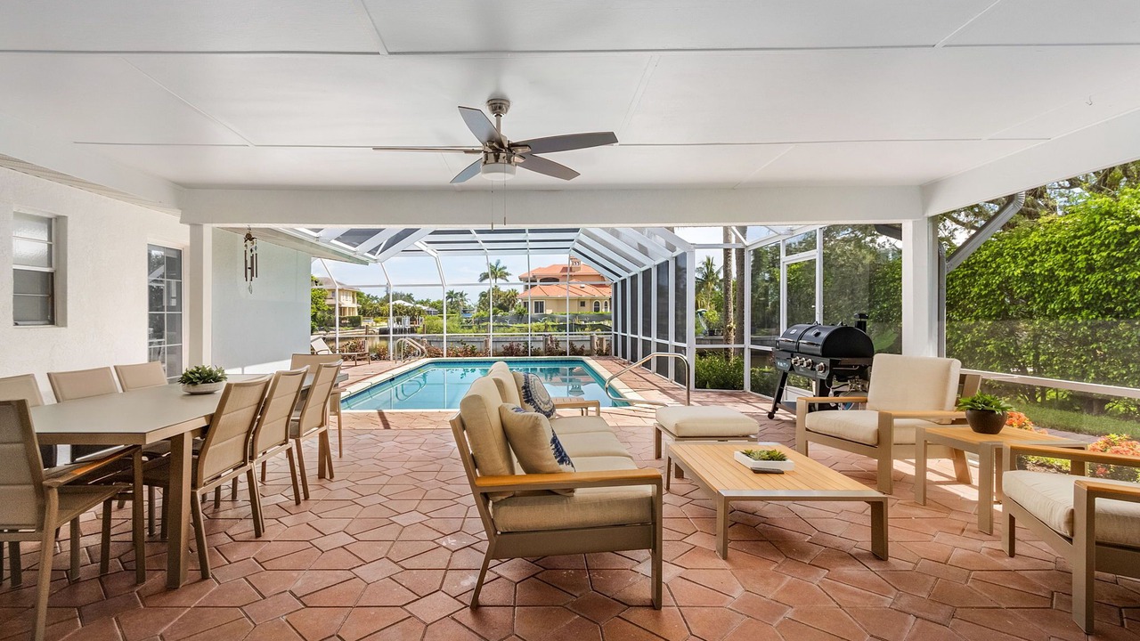 Photo of Outdoor in Naples