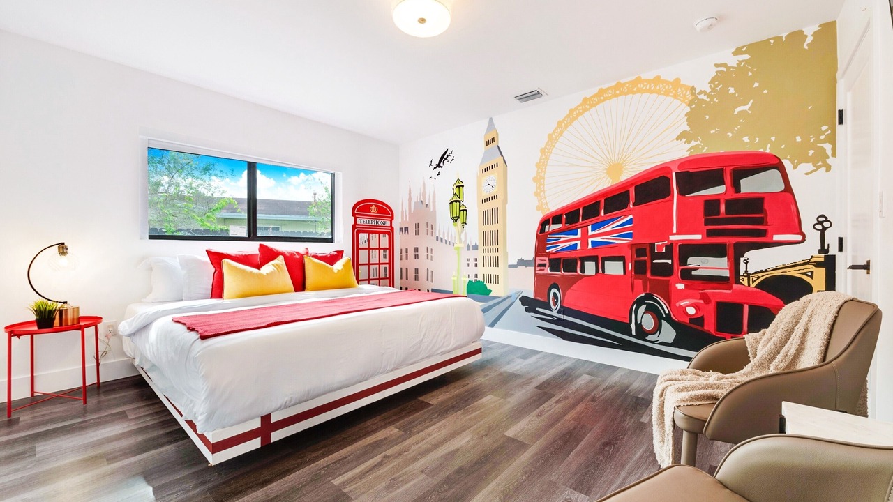 Photo of Bedroom in Ludlam