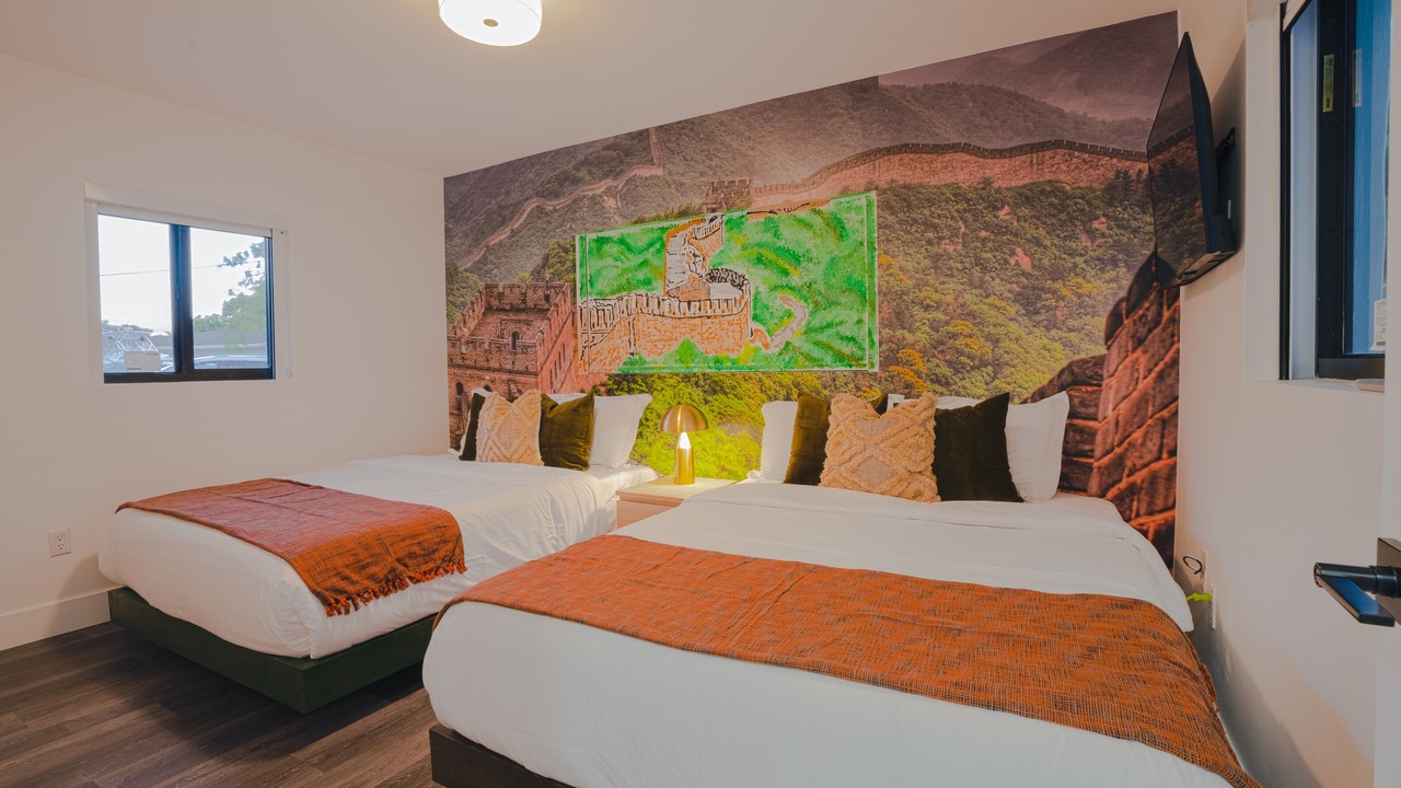 Photo of Bedroom in Ludlam