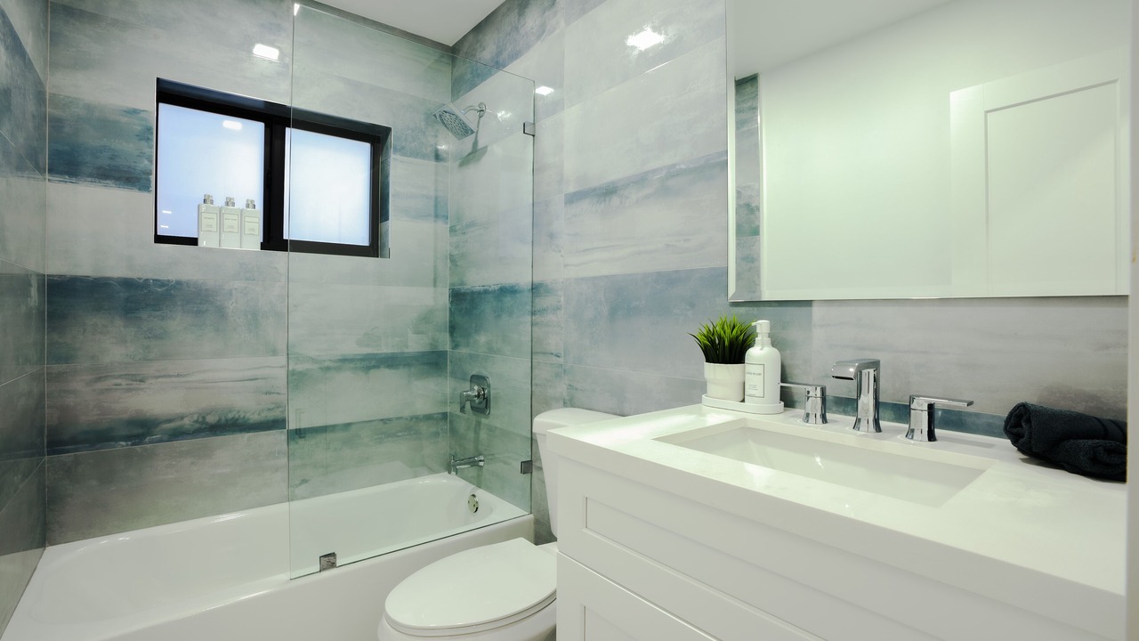 Photo of Bathroom in Ludlam