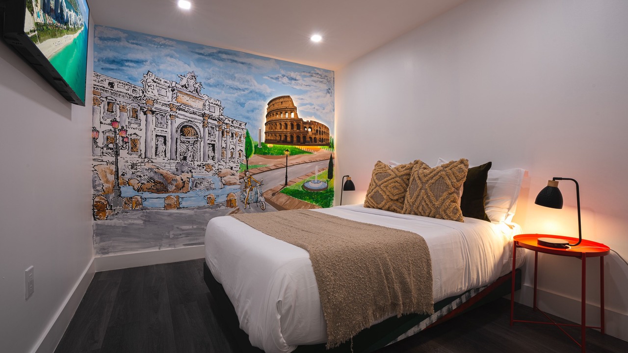 Photo of Bedroom in Ludlam