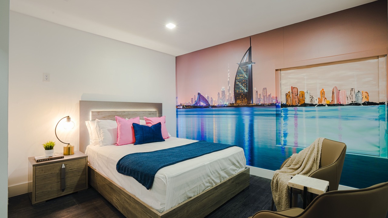 Photo of Bedroom in Ludlam